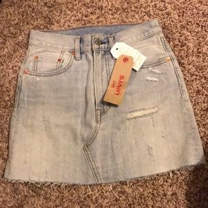LEVIS DENIM SKIRT
